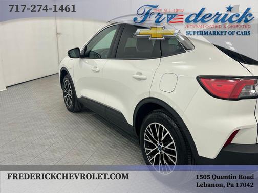 2022 Ford Escape SEL