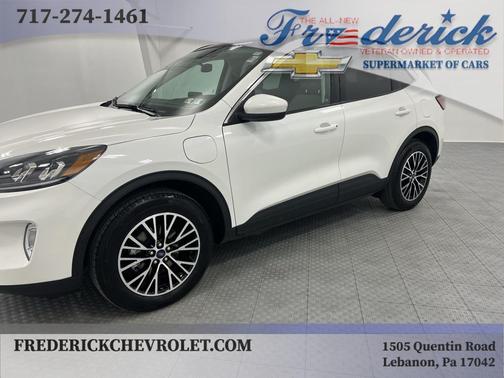 2022 Ford Escape SEL