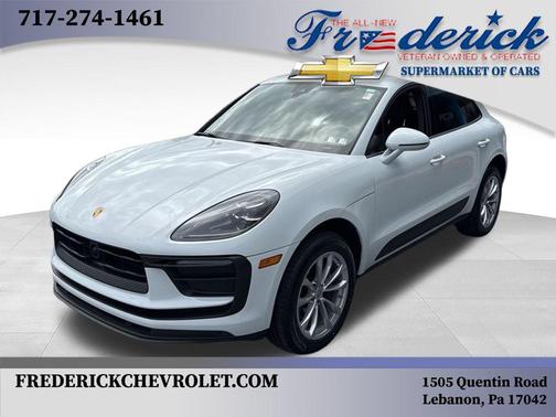 2024 Porsche Macan T
