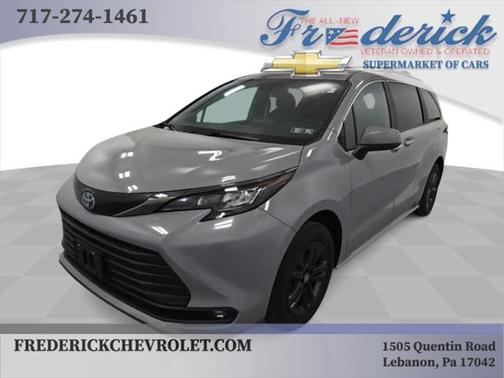 2024 Toyota Sienna Woodland Edition