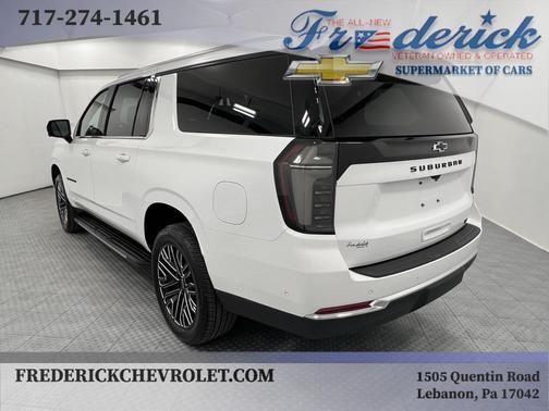 2026 Chevrolet Suburban LT