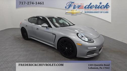 2016 Porsche Panamera 4 Edition