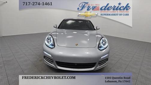 2016 Porsche Panamera 4 Edition