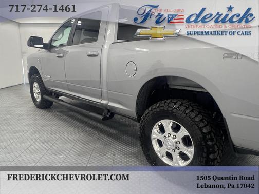 2022 RAM 3500 Big Horn Crew Cab 4x4 6'4' Box