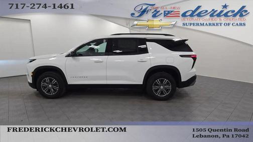 2025 Chevrolet Traverse LT