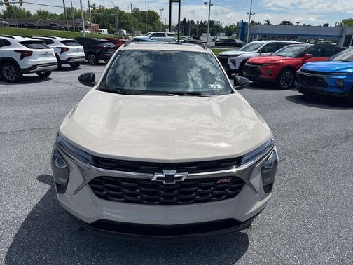 White Sands 2026 Chevrolet Trax FWD 2RS