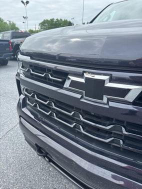 Dark Ash Metallic 2023 Chevrolet Silverado 1500 RST