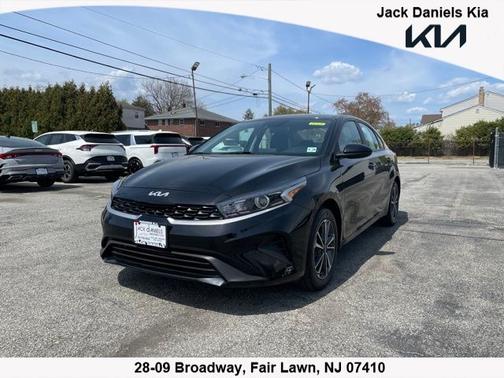 Aurora Black 2023 Kia Forte LXS