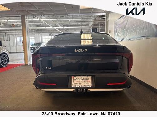 Aurora Black 2025 Kia K4 LXS
