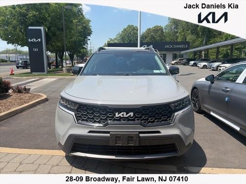 Gray 2023 Kia Sorento X-Line S