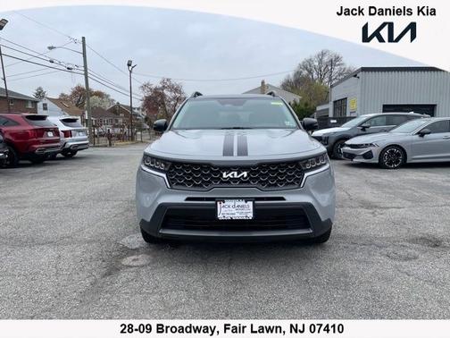 Wolf Gray 2023 Kia Sorento X-Line S