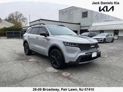 Wolf Gray 2023 Kia Sorento X-Line S