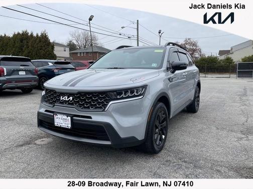 Wolf Gray 2023 Kia Sorento X-Line S