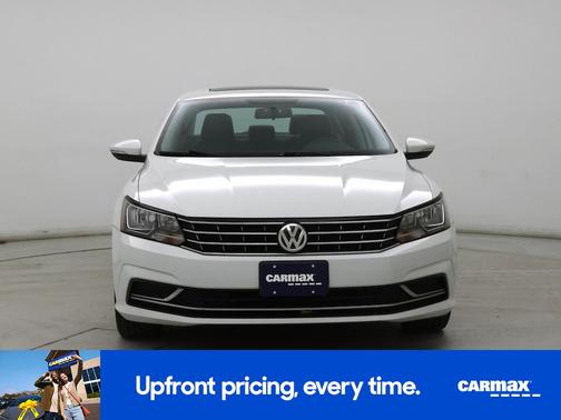 2016 Volkswagen Passat SE
