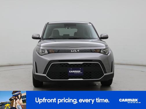 Gray 2025 Kia Soul LX
