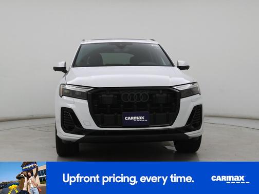 White 2025 Audi Q7 Premium Plus