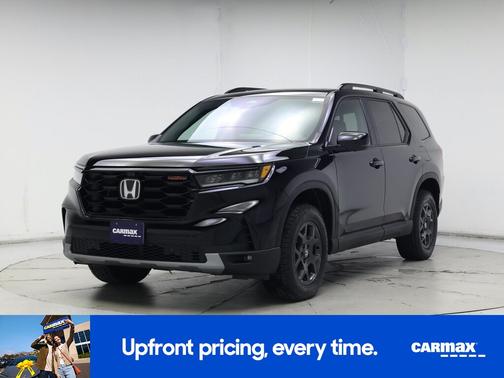 Black 2025 Honda Pilot Trailsport