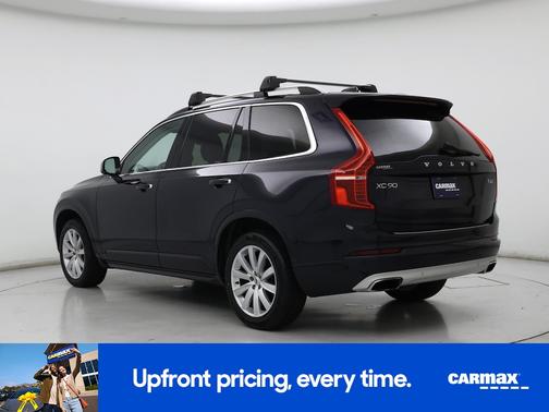 2016 Volvo XC90 T6 Momentum