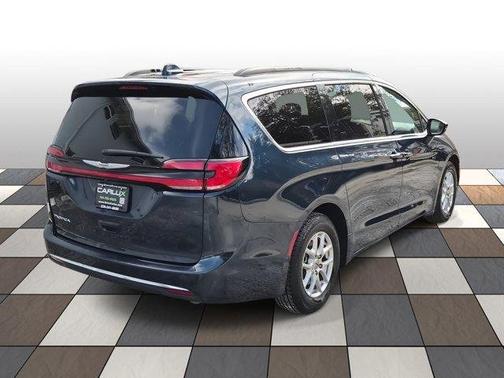 Fathom Blue Pearlcoat 2022 Chrysler Pacifica Touring L FWD