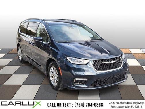 2022 Chrysler Pacifica Touring L