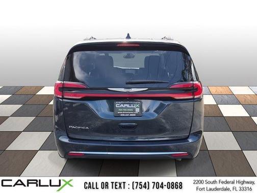 2022 Chrysler Pacifica Touring L