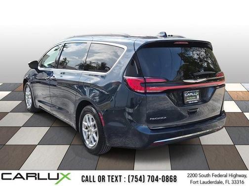 2022 Chrysler Pacifica Touring L