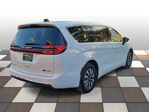 Bright White Clearcoat 2024 Chrysler Pacifica Hybrid Select FWD