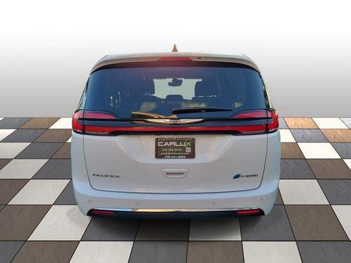 Bright White Clearcoat 2024 Chrysler Pacifica Hybrid Select