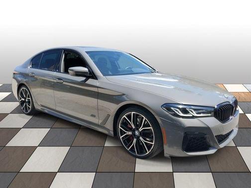 2022 BMW 530 i