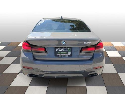 2022 BMW 530 i