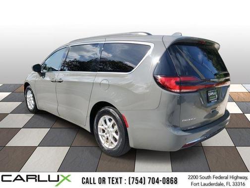 2022 Chrysler Pacifica Touring L