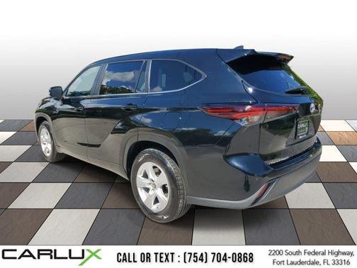 2024 Toyota Highlander LE