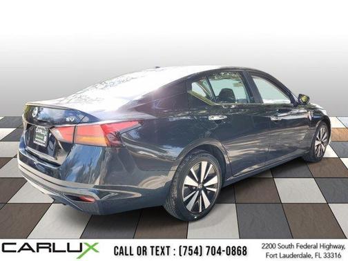 2021 Nissan Altima 2.5 SV