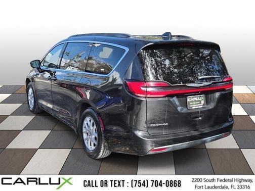 2022 Chrysler Pacifica Touring L