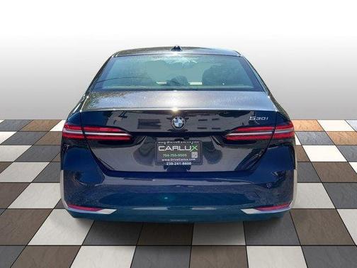 Black Sapphire Metallic 2024 BMW 530 530i Sedan