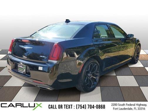 2019 Chrysler 300 S
