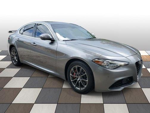 2018 Alfa Romeo Giulia Base