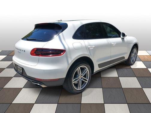 2018 Porsche Macan Base