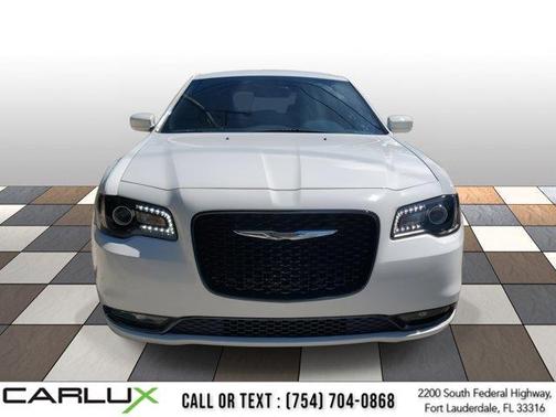 2019 Chrysler 300 S