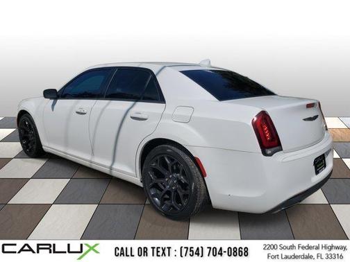 2019 Chrysler 300 S