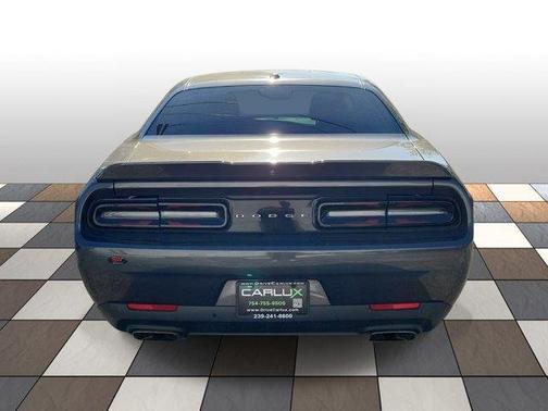 Granite Pearlcoat 2022 Dodge Challenger R/T RWD