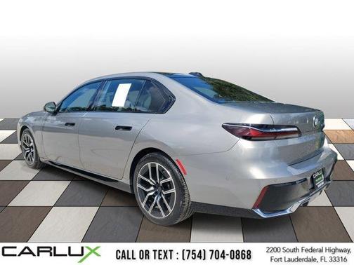 2024 BMW 740 740i