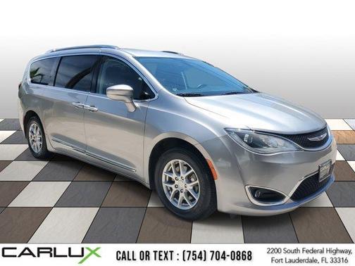 2020 Chrysler Pacifica Touring L