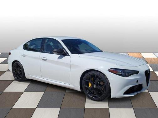 Alfa White 2020 Alfa Romeo Giulia RWD