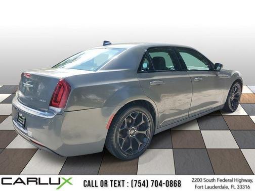 2019 Chrysler 300 S