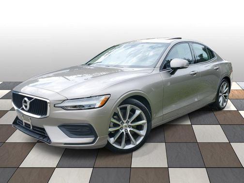2019 Volvo S60 T5 Momentum