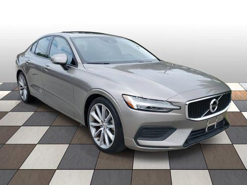 2019 Volvo S60 T5 Momentum