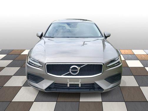 2019 Volvo S60 T5 Momentum