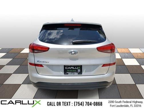 2021 Hyundai TUCSON SE