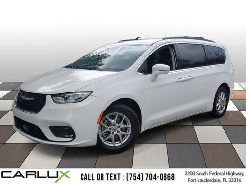 2022 Chrysler Pacifica Touring L